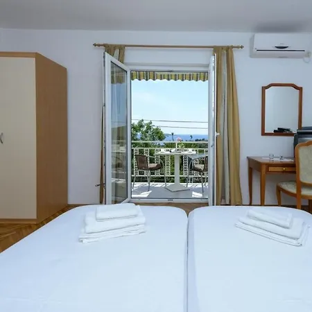 Botica- Double With Balcony And Sea View Apartmán Mlini